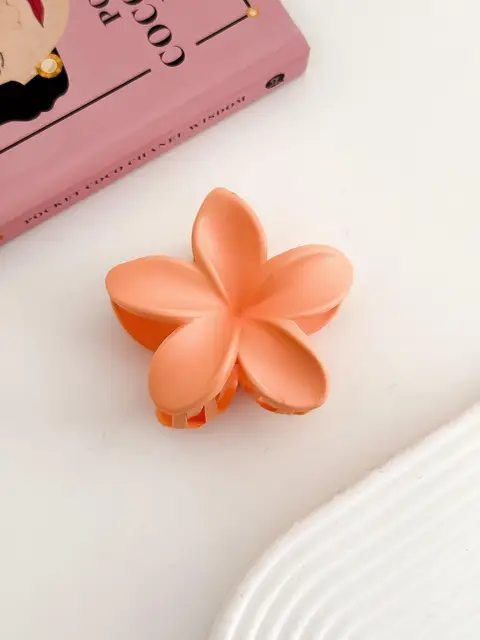 BROCHE COL606