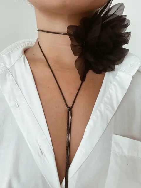 CHOCKER FLOR AC556