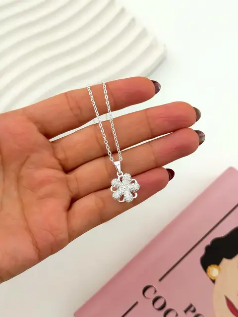 COLLAR ANTIESTRES BCO2527