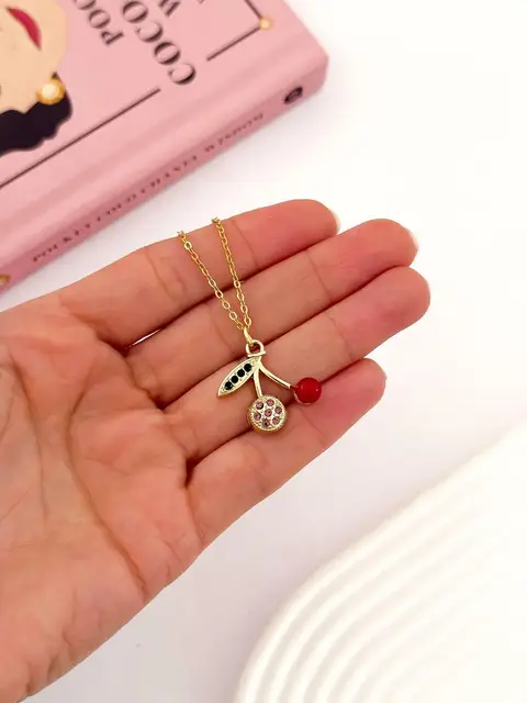 COLLAR CEREZA DCO2036