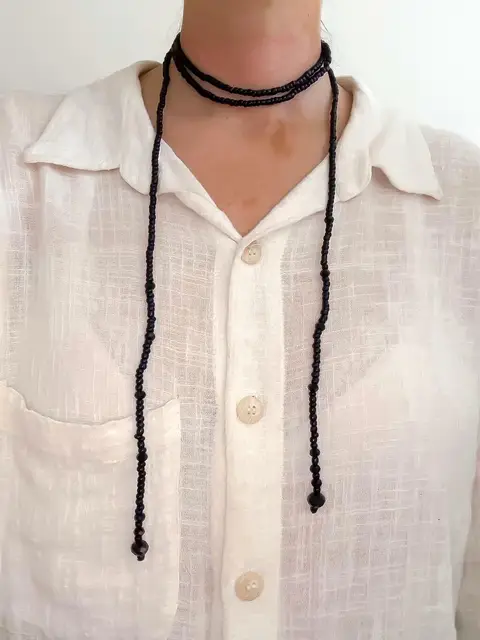 COLLAR LARGO MOSTACILLONES QCO631