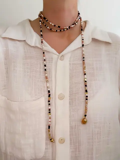 COLLAR LARGO MOSTACILLONES QCO633