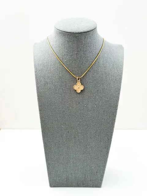 CUELLO EXHIBIDOR SIN COLLAR C107