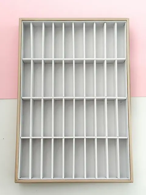 EXHIBIDOR 35X25CM C59