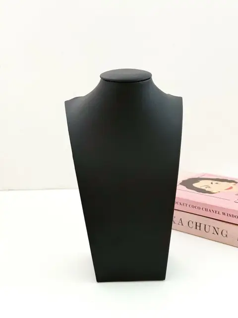 EXHIBIDOR CUELLO C129