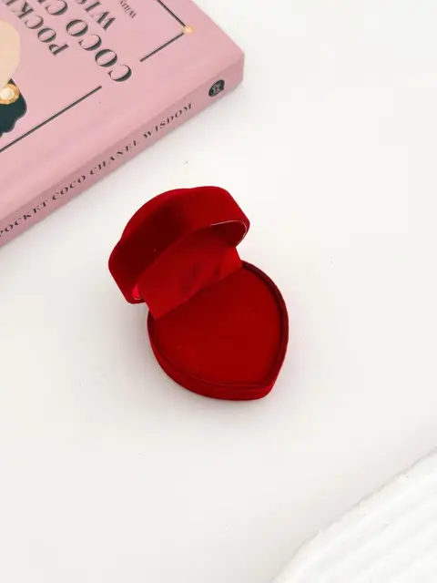 EXHIBIDOR DE ANILLOS C206