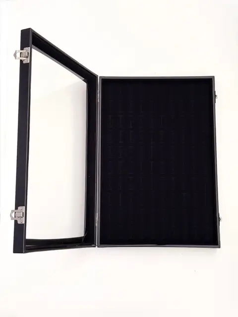 EXHIBIDOR DE ANILLOS C208