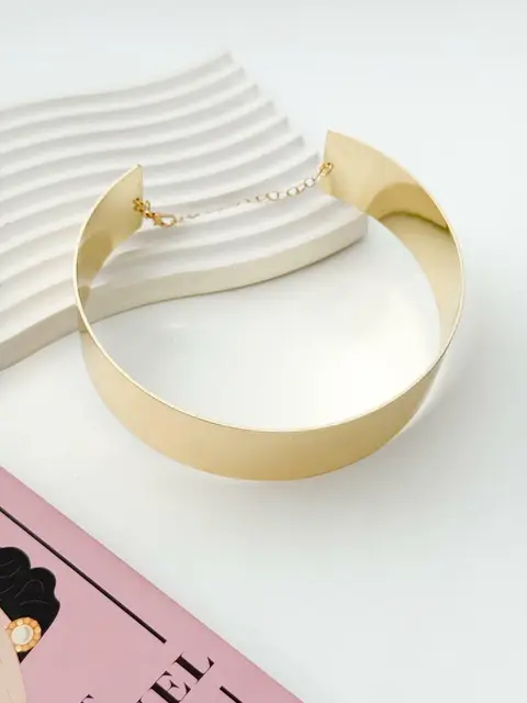 GARGANTILLA RÍGIDA DCO526