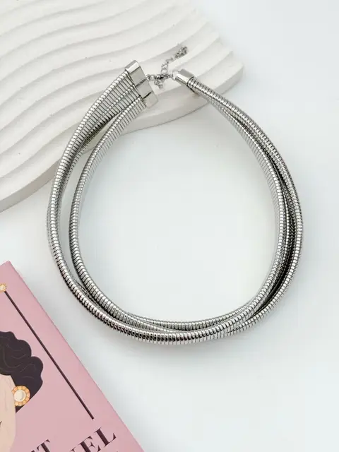 GARGANTILLA RIGIDA BCO2444