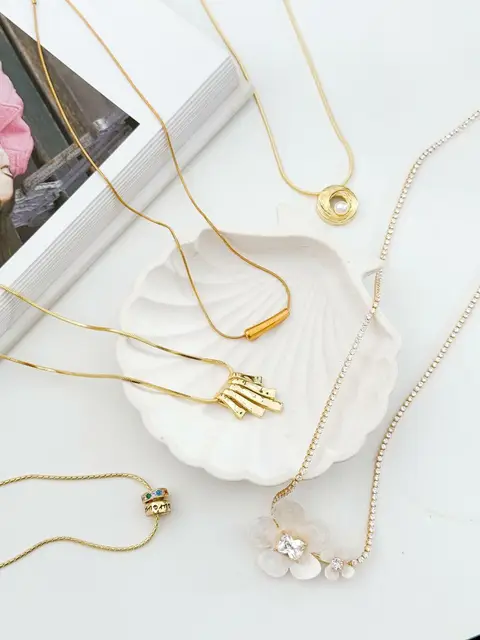 PACK X4 COLLARES DORADOS PA417