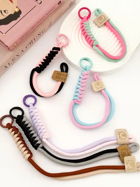 PACK X4 LLAVEROS PA528