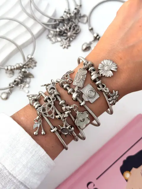PACK X 12 PULSERAS CHARMS LILITH QP557 -INCLUYE CHARMS