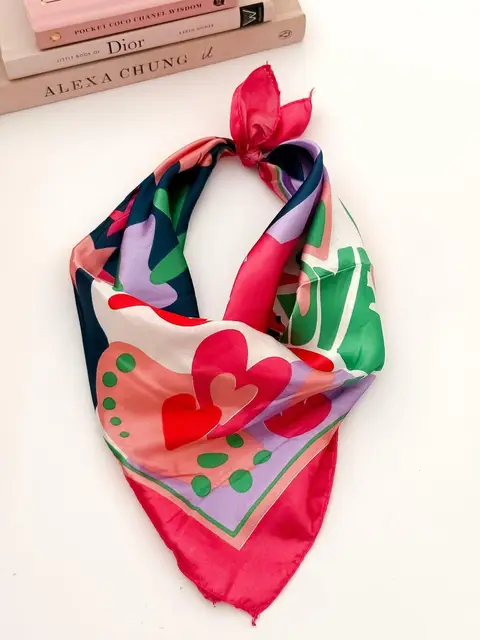 PAÑUELO COL509 45*47CM