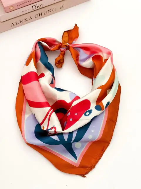 PAÑUELO COL515 45*47CM