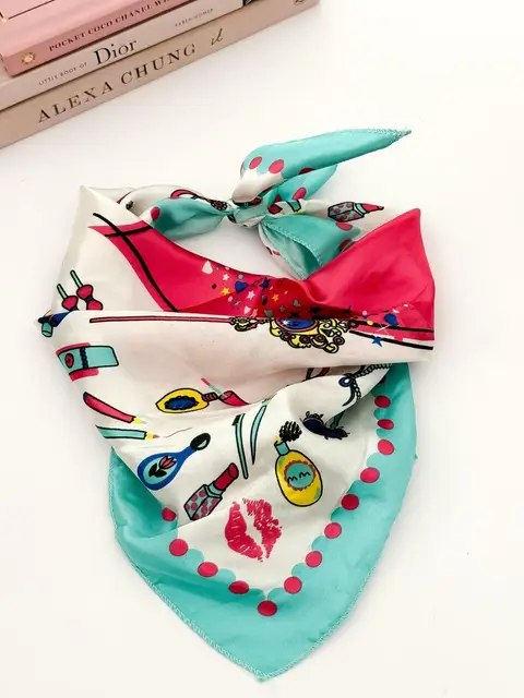 PAÑUELO COL538 45*47CM APROX