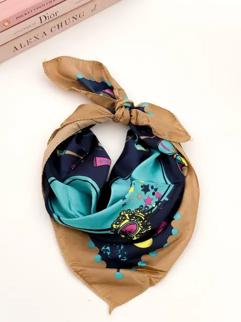 PAÑUELO COL543 45*47CM APROX