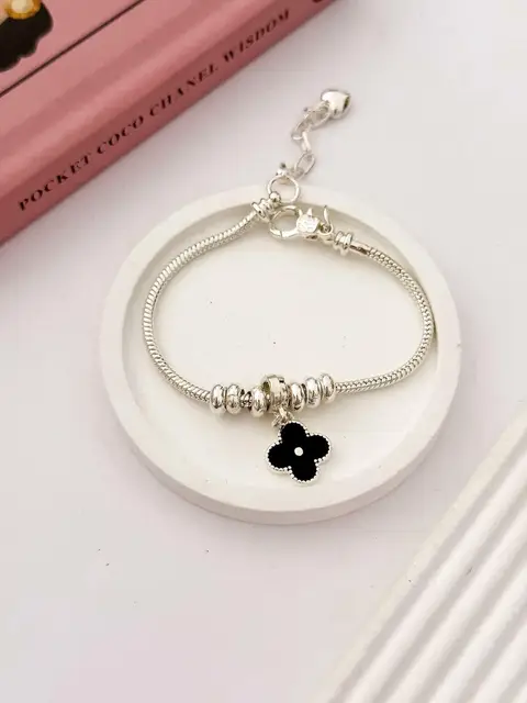 PULSERA BP1686