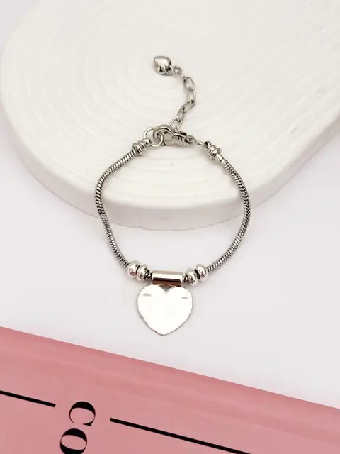 PULSERA CHARMS (INCLUYE DIJE) QP720