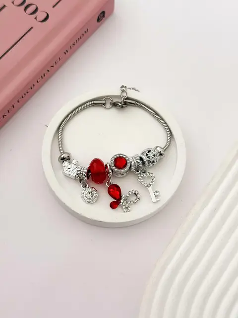 PULSERA CHARMS QP875